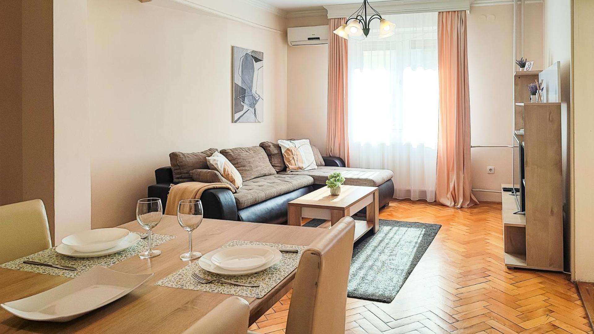 Filinhome Jaksica Novi Sad